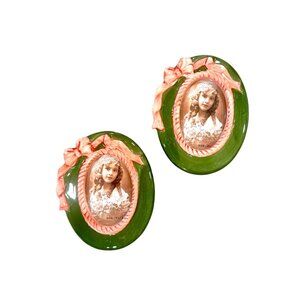 Vintage Set Of 2 Oval Ceramic Picture Frames With Green & Pink Bow Design